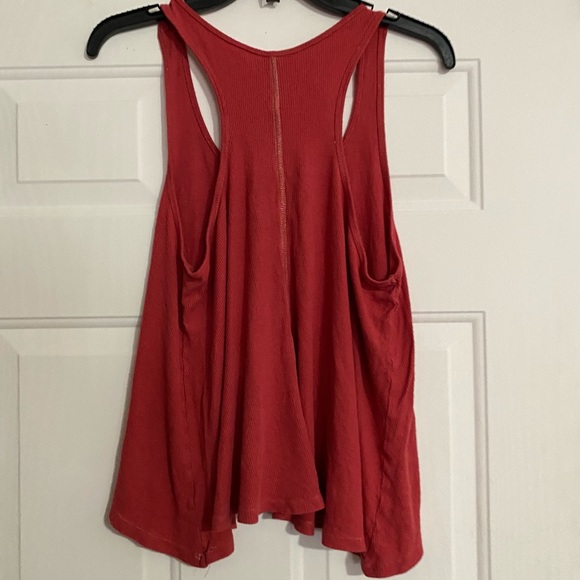 Tank Top ladies top is a size Large. - Picture 3 of 3